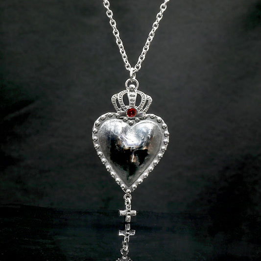 Love Me Royally Pendant Necklace